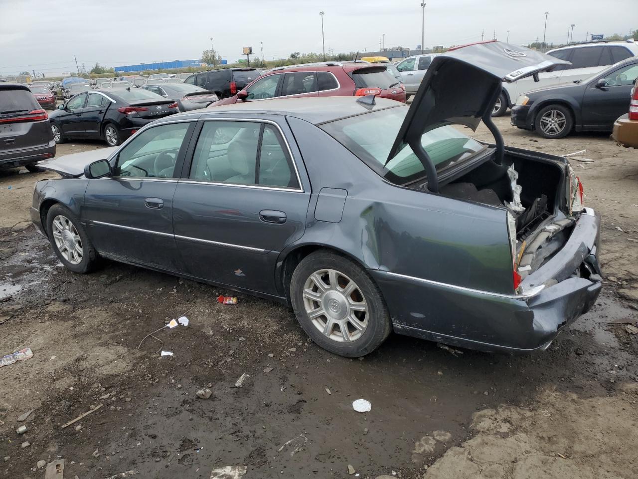 1G6KA5E60BU102879 2011 Cadillac Dts