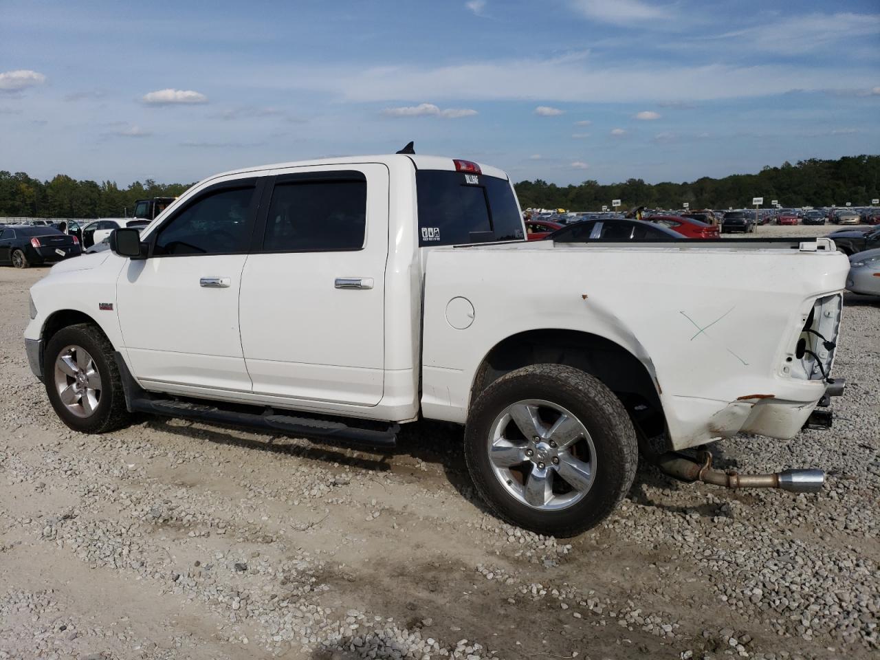 1C6RR7LT5JS258281 2018 Ram 1500 Slt