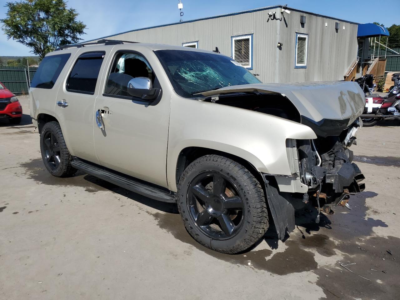 2013 Chevrolet Tahoe K1500 Lt VIN: 1GNSKBE06DR377190 Lot: 54150294