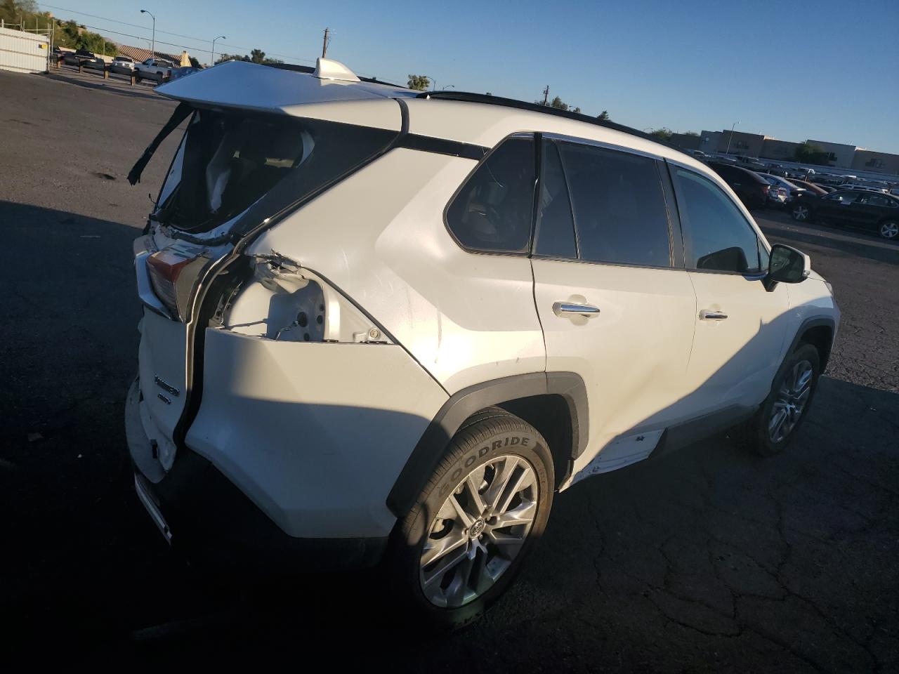 VIN 2T3N1RFV3KW060766 2019 TOYOTA RAV4 no.3