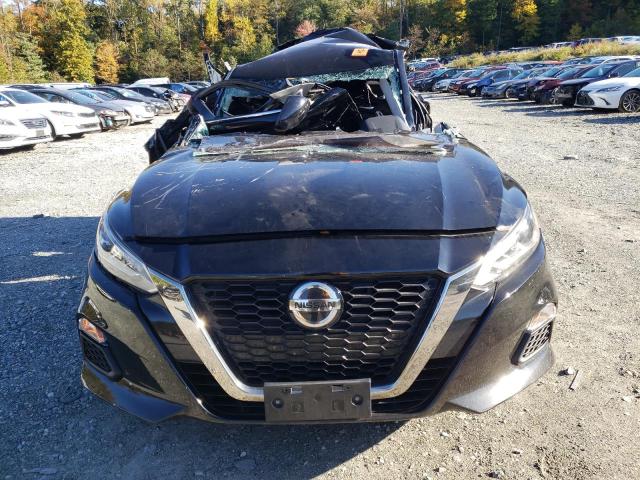  NISSAN ALTIMA 2019 Czarny