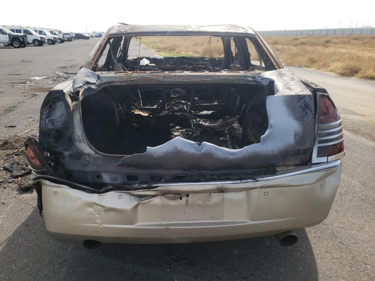 2006 Chrysler 300C VIN: 2C3LA63H26H140946 Lot: 74556233