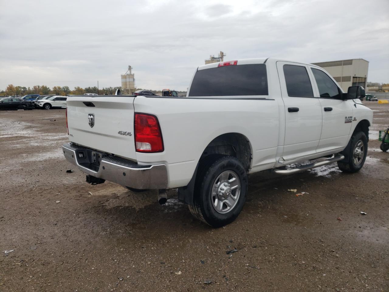 2016 RAM 2500 - Image 3