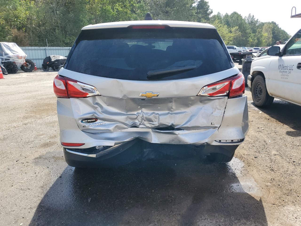 2GNAXKEV8K6303884 2019 Chevrolet Equinox Lt