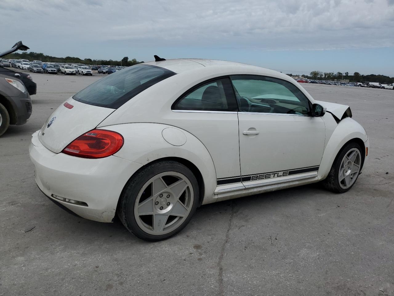 2014 Volkswagen Beetle VIN: 3VWJL7AT3EM612143 Lot: 71306593