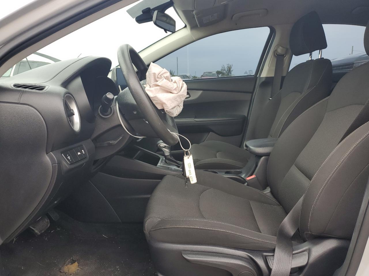 2019 Kia Forte - Image 7