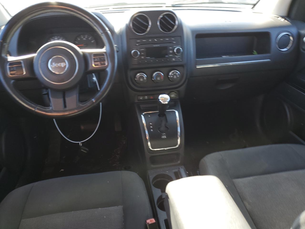2011 Jeep Compass Sport VIN: 1J4NT1FB8BD138029 Lot: 70892963