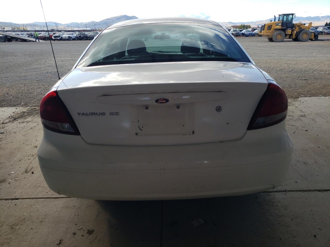 2005 Ford Taurus Se VIN: 1FAFP53275A288364 Lot: 71590633