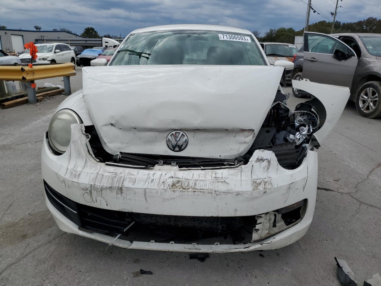 3VWJL7AT3EM612143 2014 Volkswagen Beetle