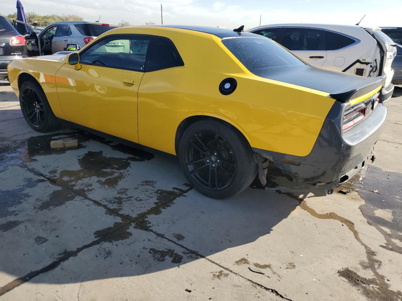 2C3CDZBT3HH567988 2017 Dodge Challenger R/T