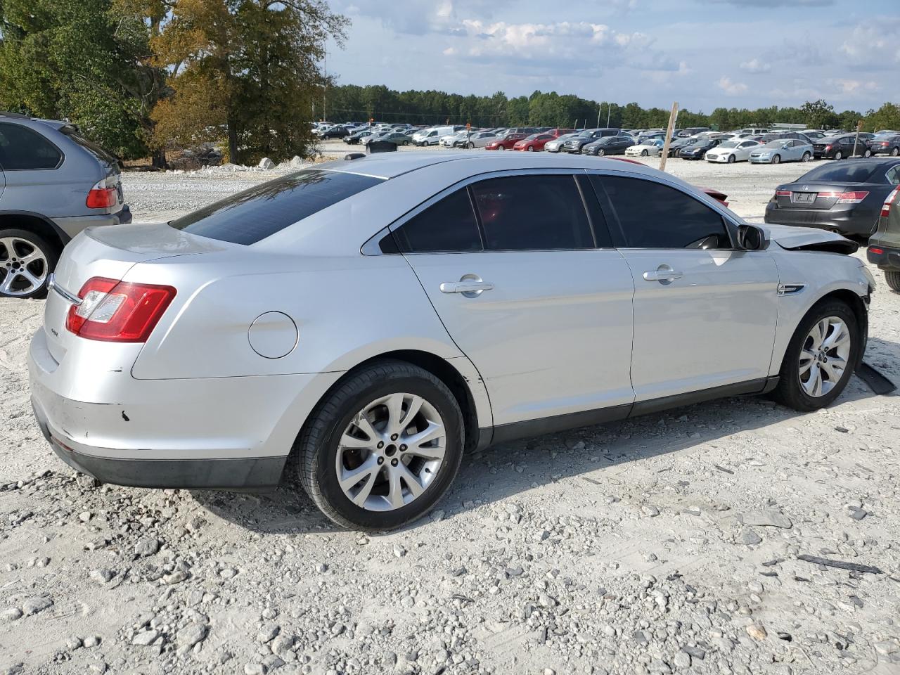 2010 Ford Taurus Sel VIN: 1FAHP2EW1AG125188 Lot: 70850343