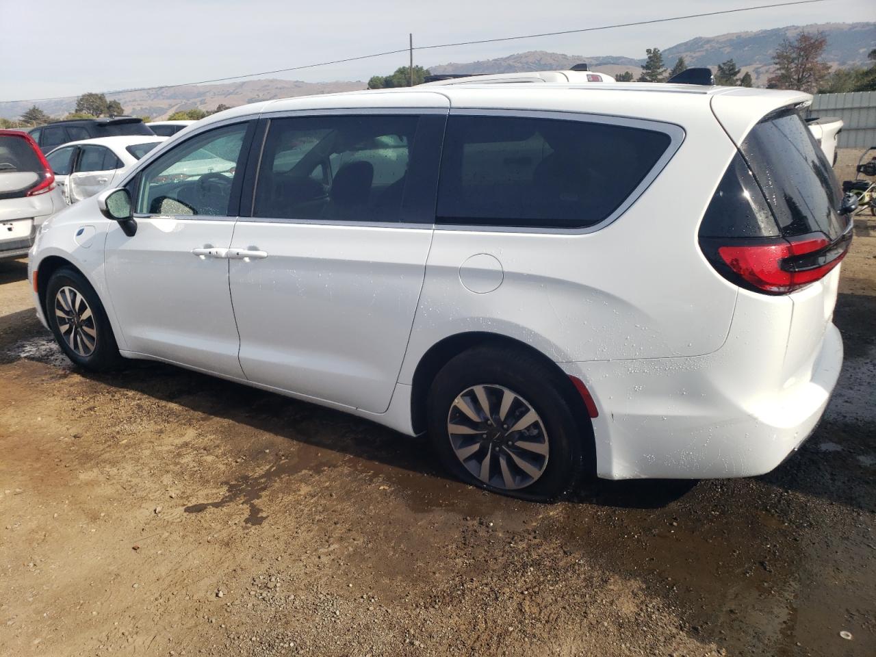 2023 Chrysler Pacifica Hybrid Touring L VIN: 2C4RC1L76PR554382 Lot: 74546993