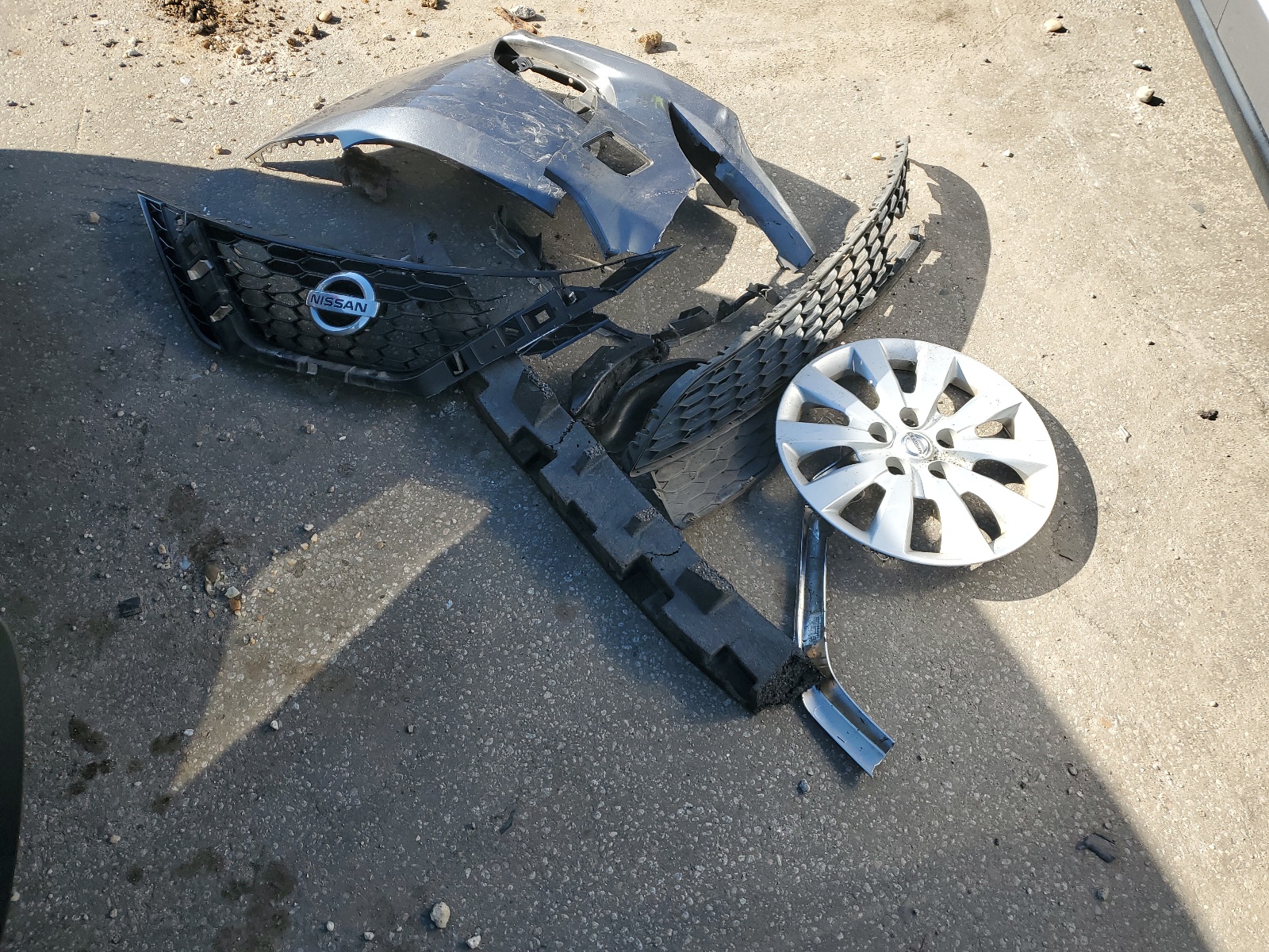 3N1AB7AP8HY245961 2017 Nissan Sentra S