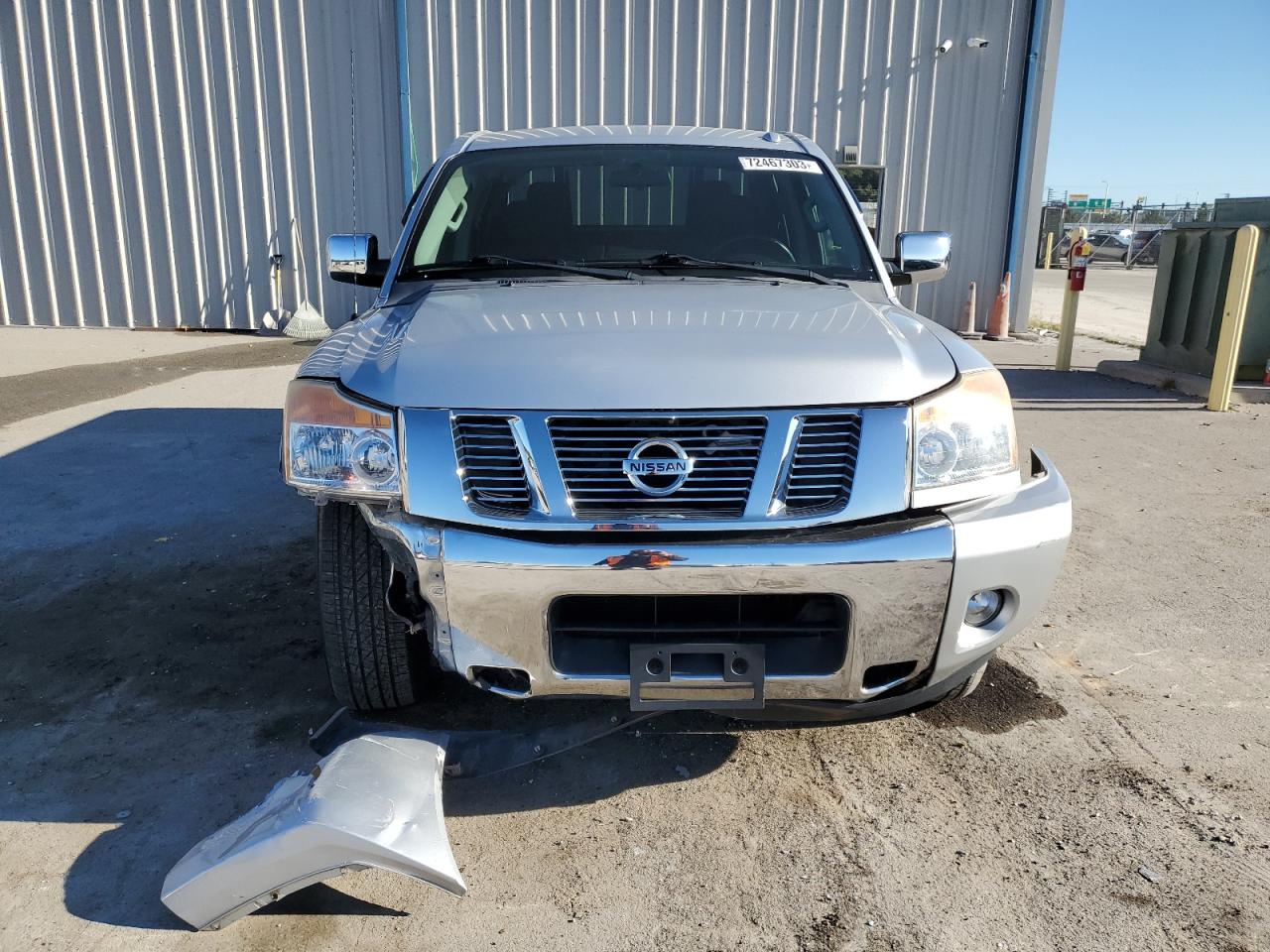 2015 Nissan Titan - Image 5