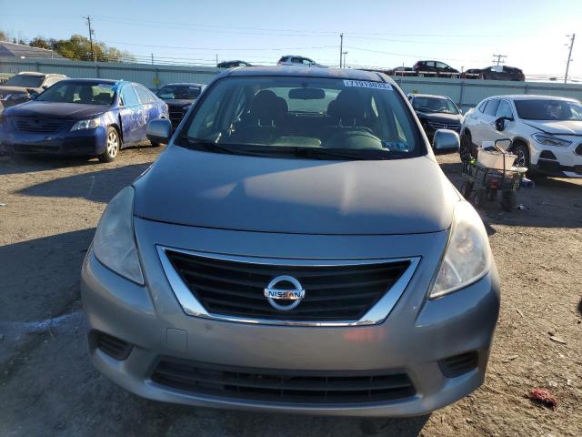  NISSAN VERSA 2014 Серый