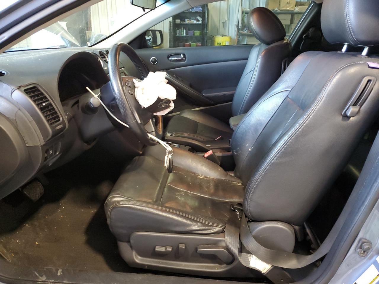 2010 Nissan Altima - Image 7
