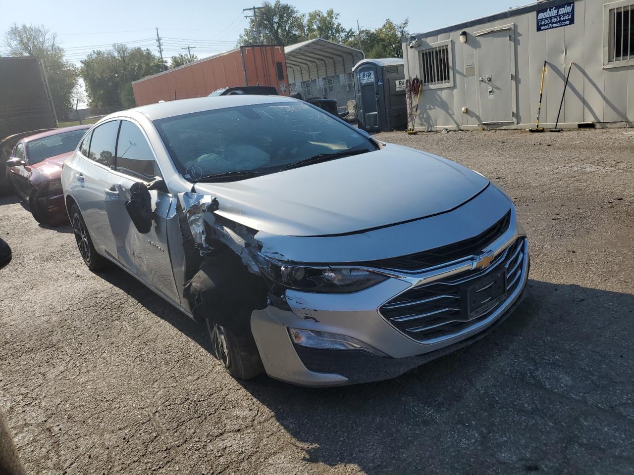 2020 Chevrolet Malibu - Image 4