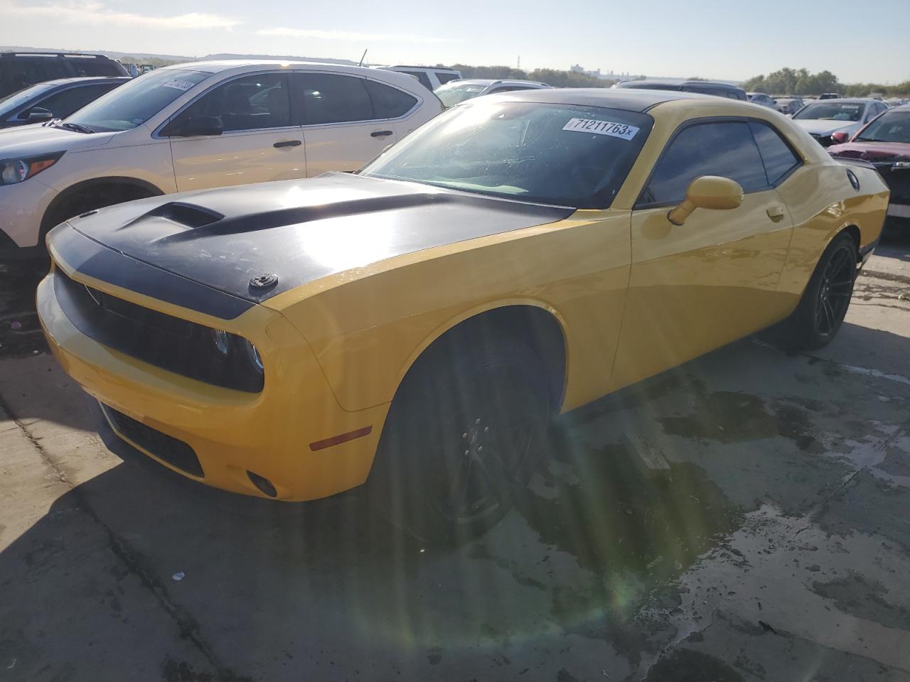 2017 Dodge Challenger R/T VIN: 2C3CDZBT3HH567988 Lot: 71211763