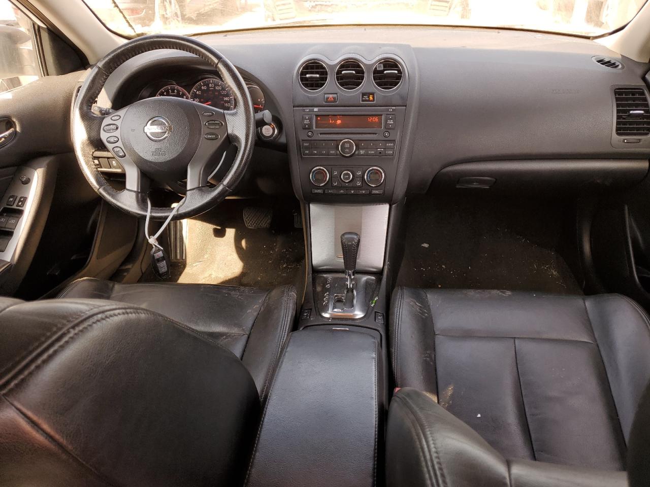 2012 Nissan Altima - Image 8