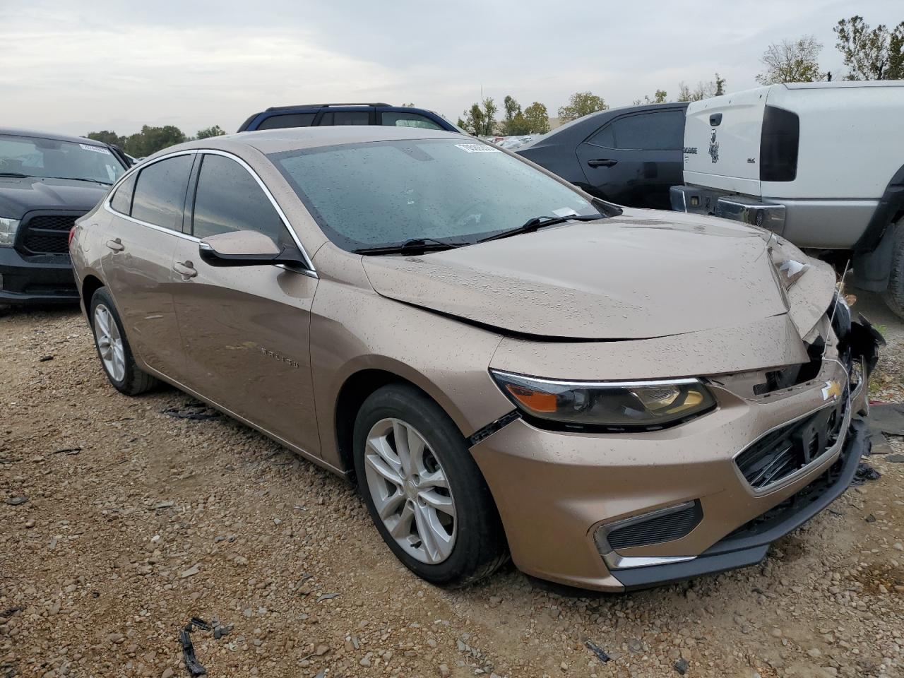 1G1ZD5ST1JF126276 2018 Chevrolet Malibu Lt