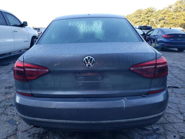  VOLKSWAGEN PASSAT 2018 Серый