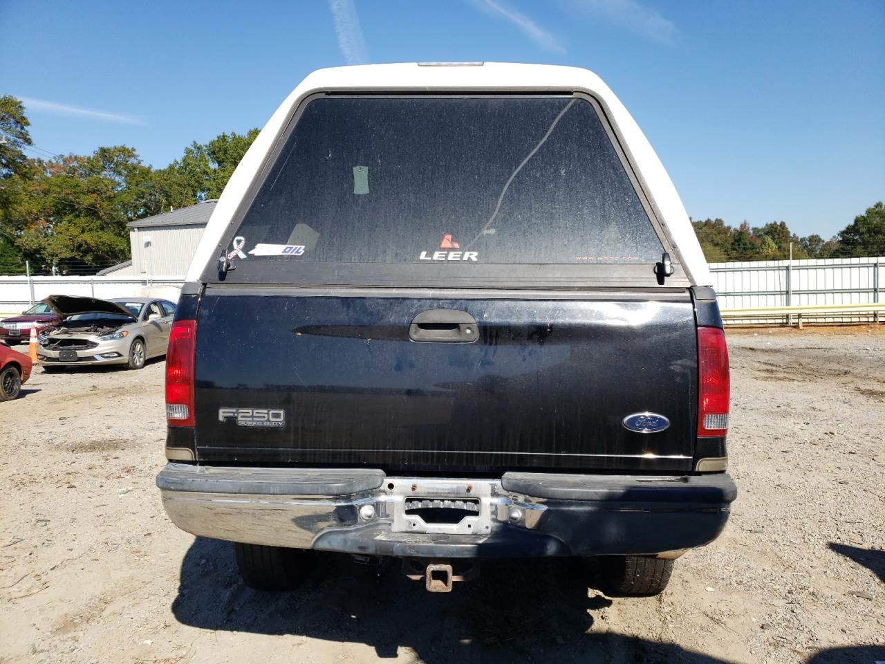 2001 Ford F250 Super Duty VIN: 1FTNX21F11EA06359 Lot: 72331423