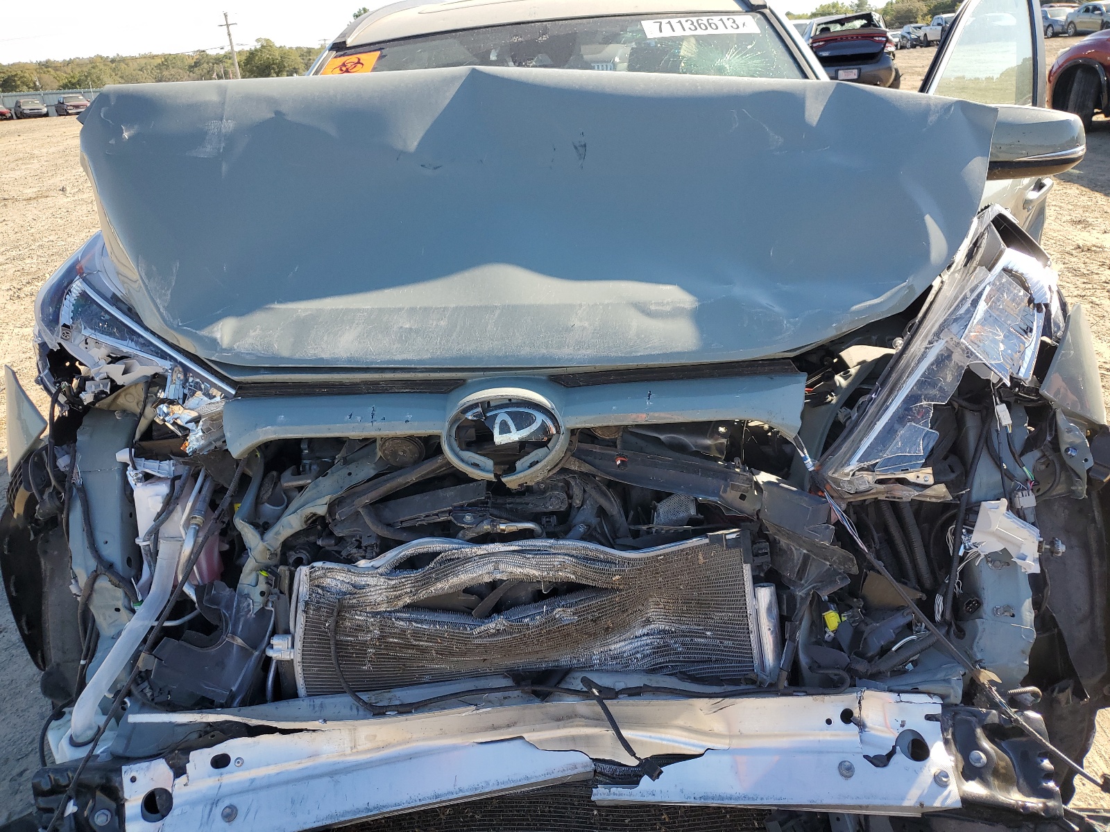 2T3W1RFV4MW142321 2021 Toyota Rav4 Xle