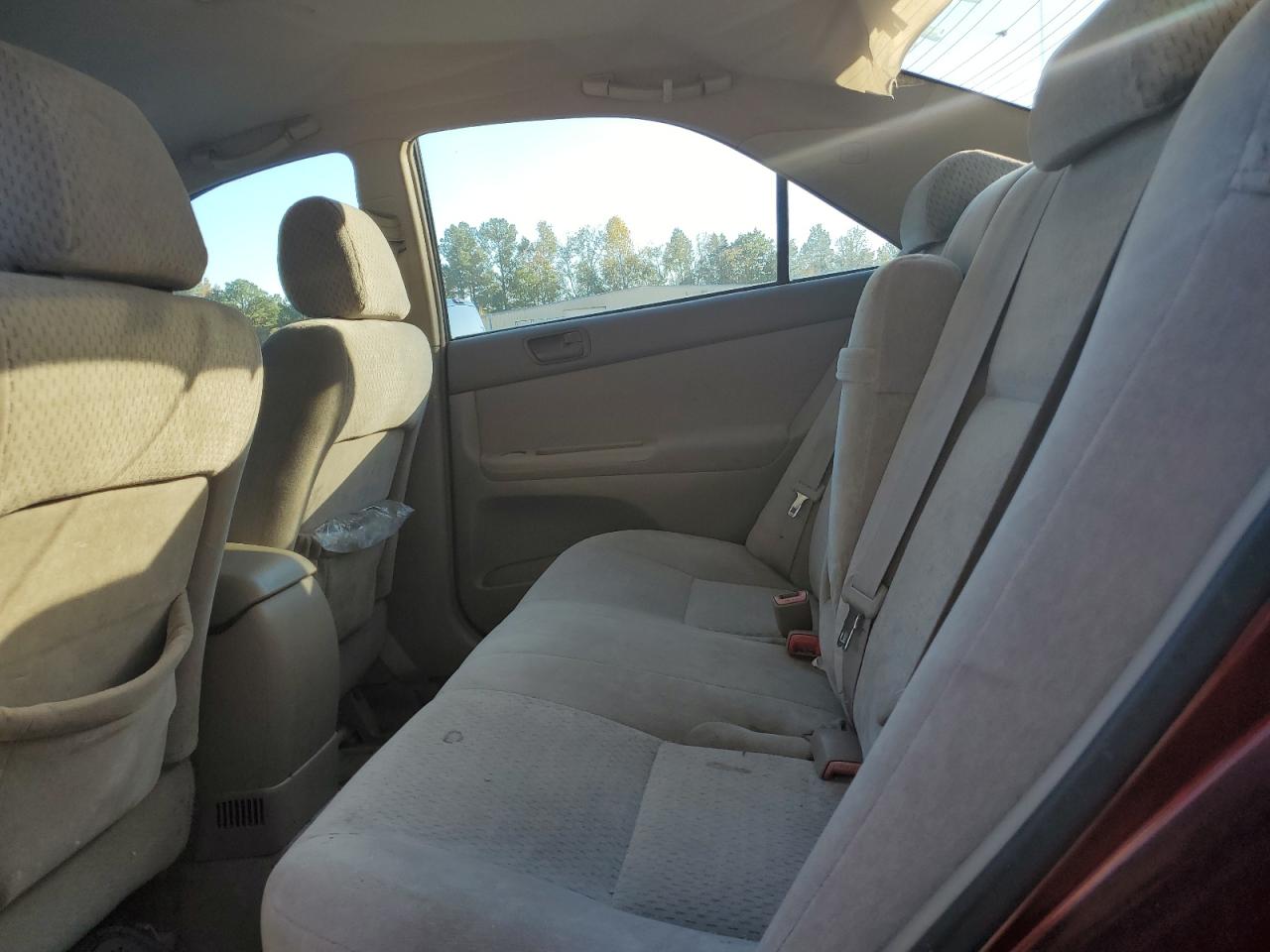 2004 Toyota Camry - Image 10