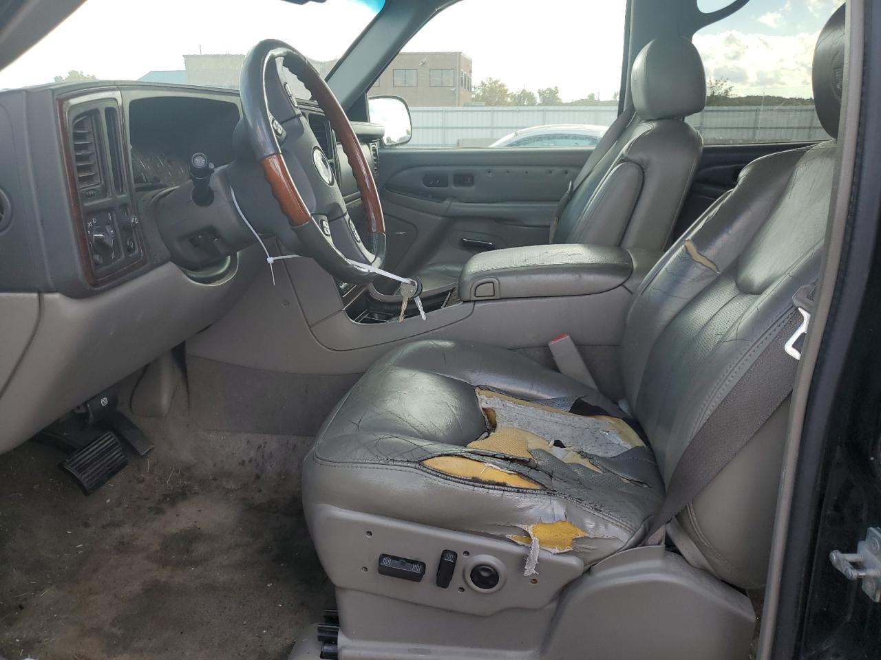 2006 Cadillac Escalade Luxury VIN: 1GYEC63N96R124290 Lot: 73356323