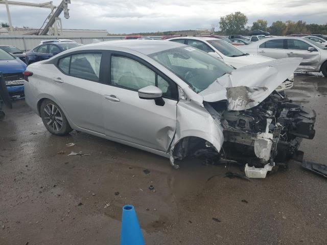  NISSAN VERSA 2021 Silver