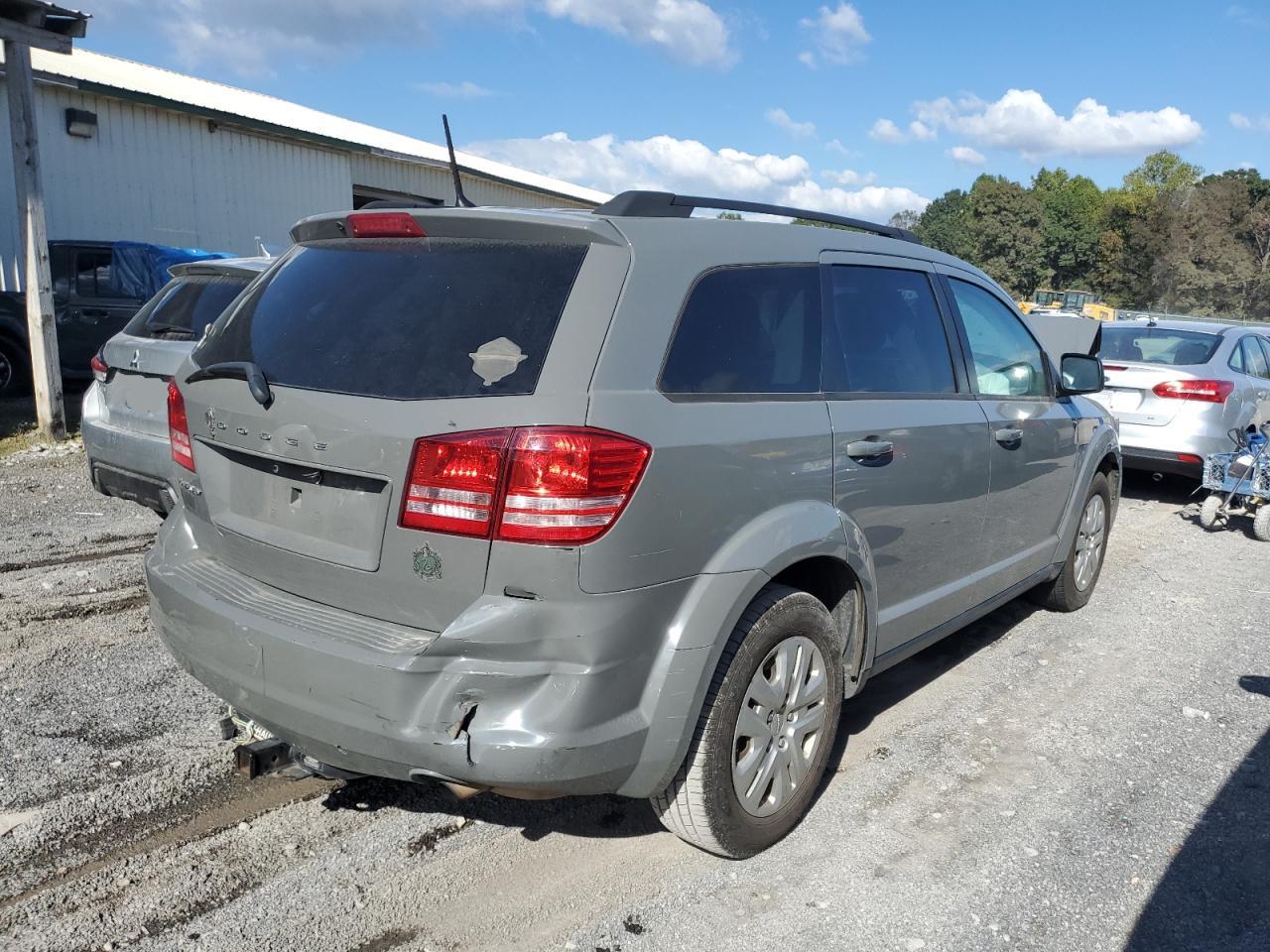 2019 Dodge Journey - Image 3