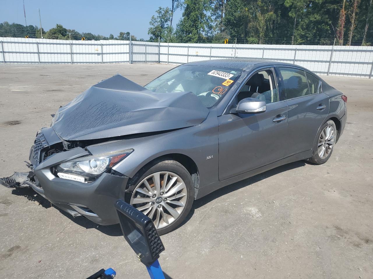 JN1EV7AR8JM435696 2018 Infiniti Q50 Luxe