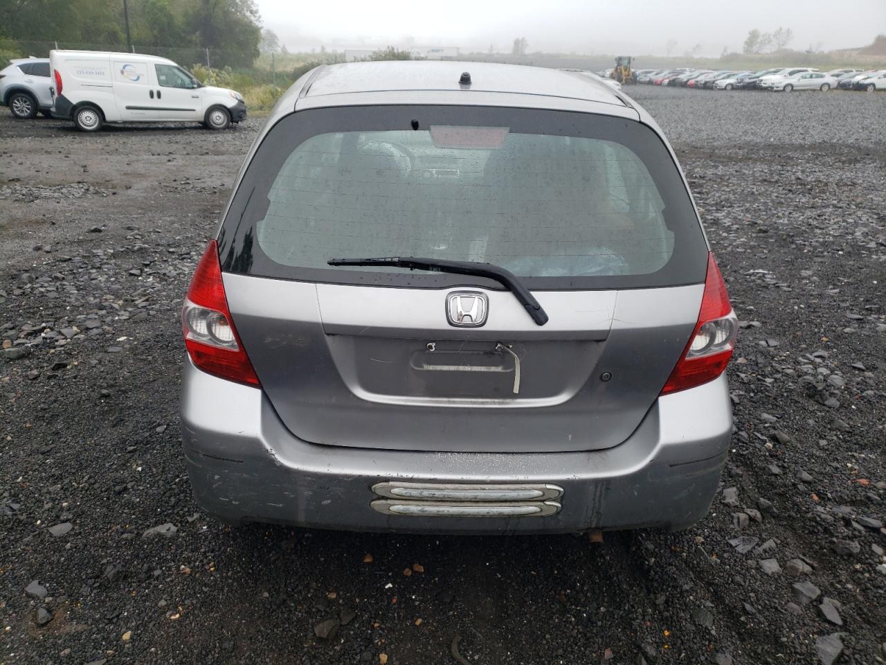 2007 Honda Fit VIN: JHMGD384X7S005182 Lot: 70482503