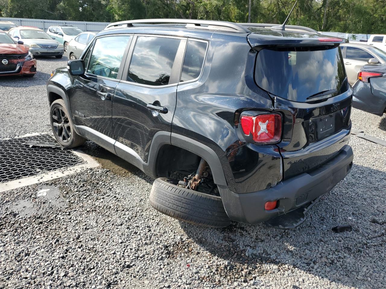 2017 Jeep Renegade Latitude VIN: ZACCJBBB2HPF33316 Lot: 72103253