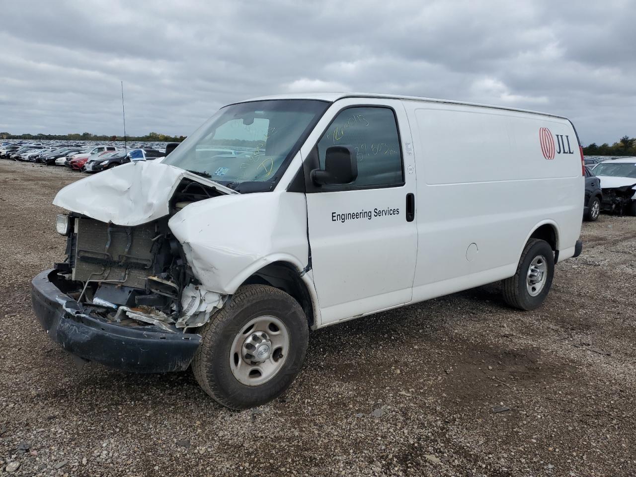 2015 Chevrolet Express G2500  for Sale in Elgin, IL - Front End