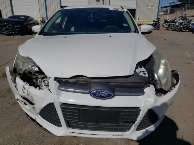  FORD FOCUS 2013 Белый