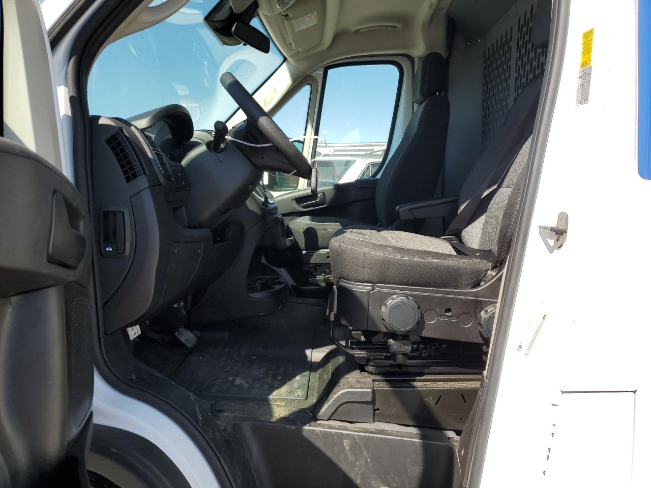 2022 Ram Promaster 2500 2500 High VIN: 3C6LRVDG7NE100772 Lot: 83065184