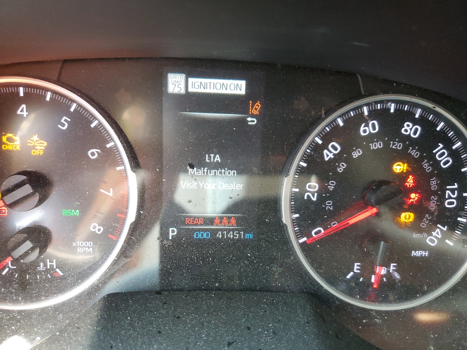 2T3W1RFV4MW142321 2021 Toyota Rav4 Xle