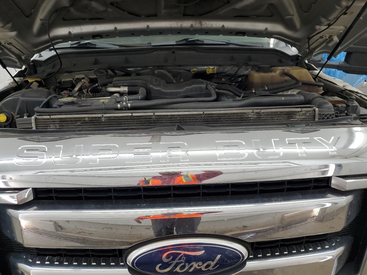 2011 Ford F250 - Image 12