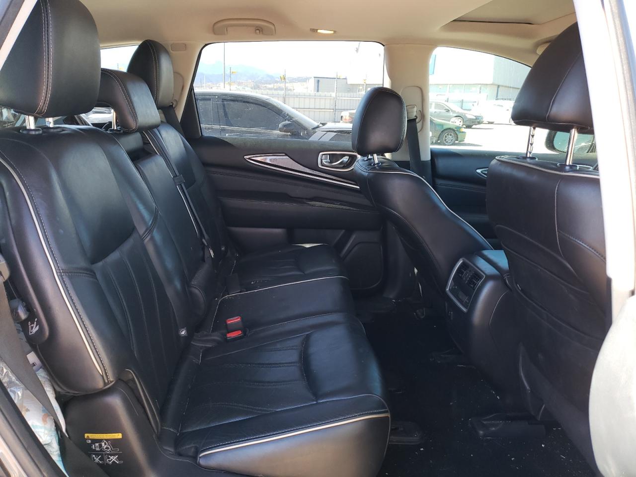 2016 Infiniti QX60 - Image 11