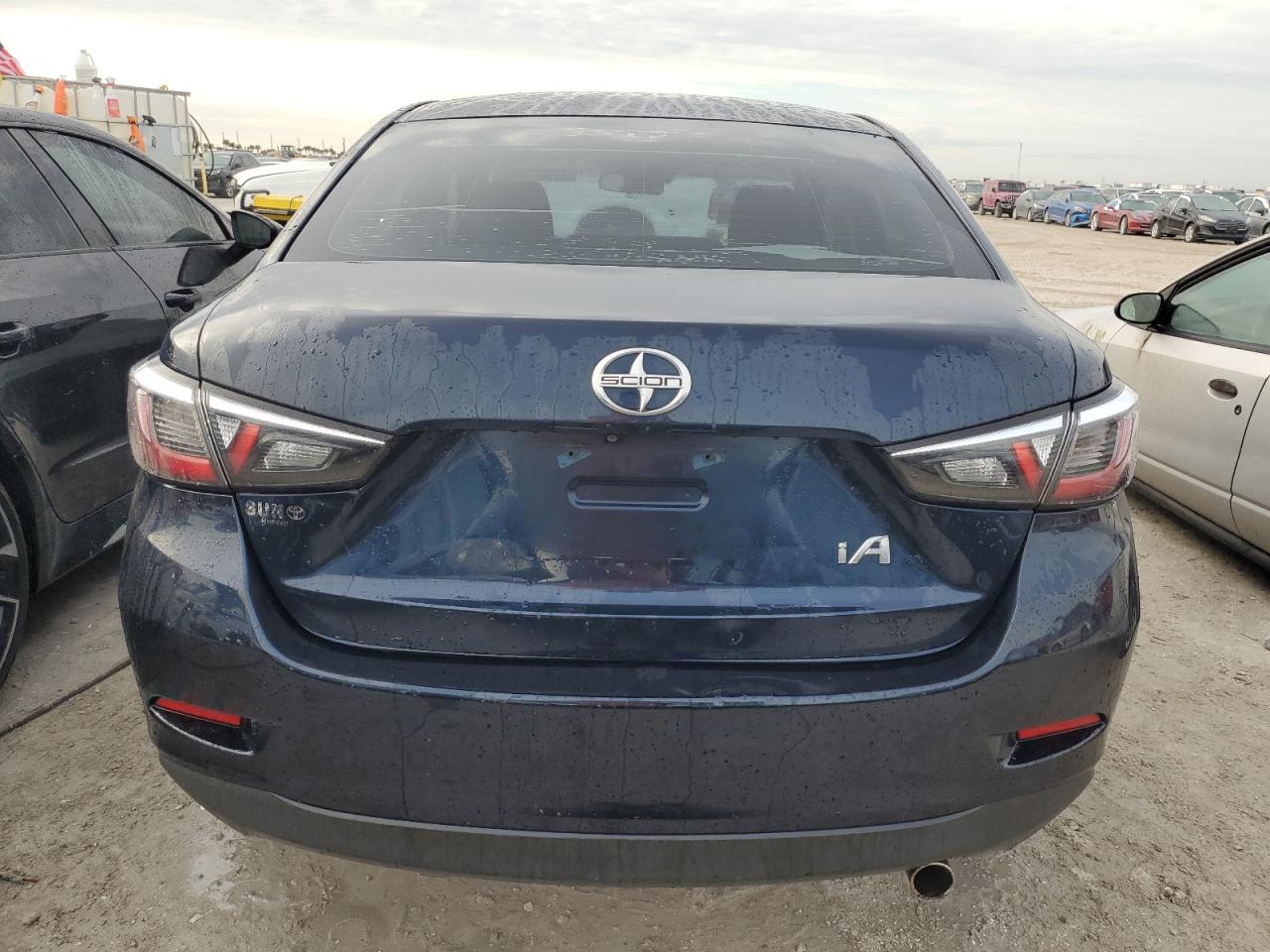 3MYDLBZV6GY126111 2016 Toyota Scion Ia