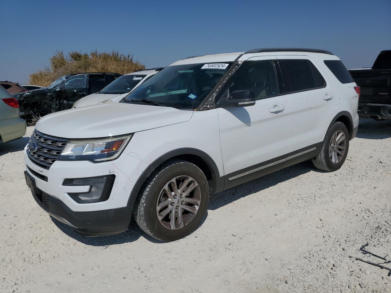 2017 Ford Explorer Xlt VIN: 1FM5K7D82HGD40595 Lot: 74502524