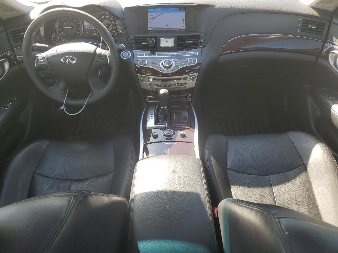 JN1AY1AR4BM570226 2011 Infiniti M56 X