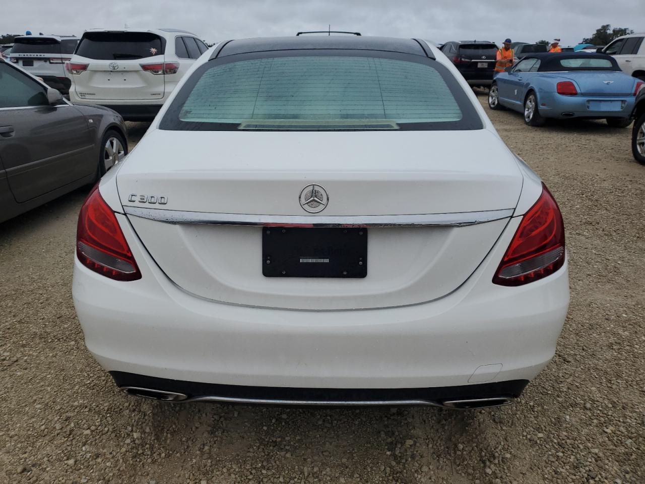 2016 Mercedes-Benz C 300 VIN: 55SWF4JBXGU122035 Lot: 74205834