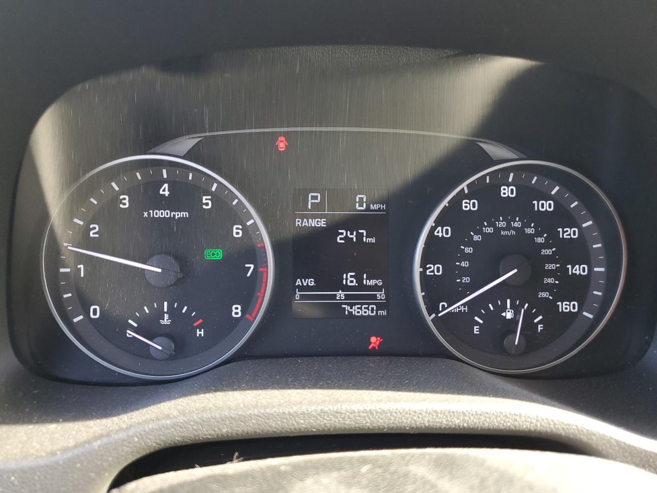 2018 Hyundai Elantra - Image 9