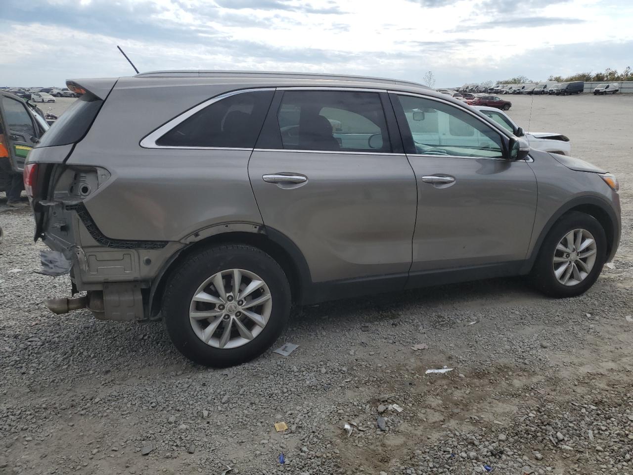 2018 Kia Sorento Lx VIN: 5XYPG4A52JG384841 Lot: 76878914