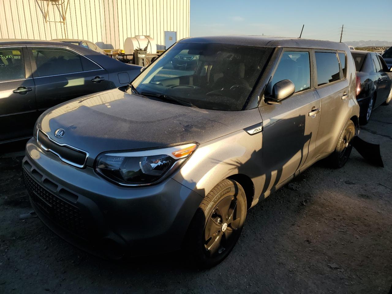 VIN KNDJN2A22G7383359 2016 KIA SOUL no.1