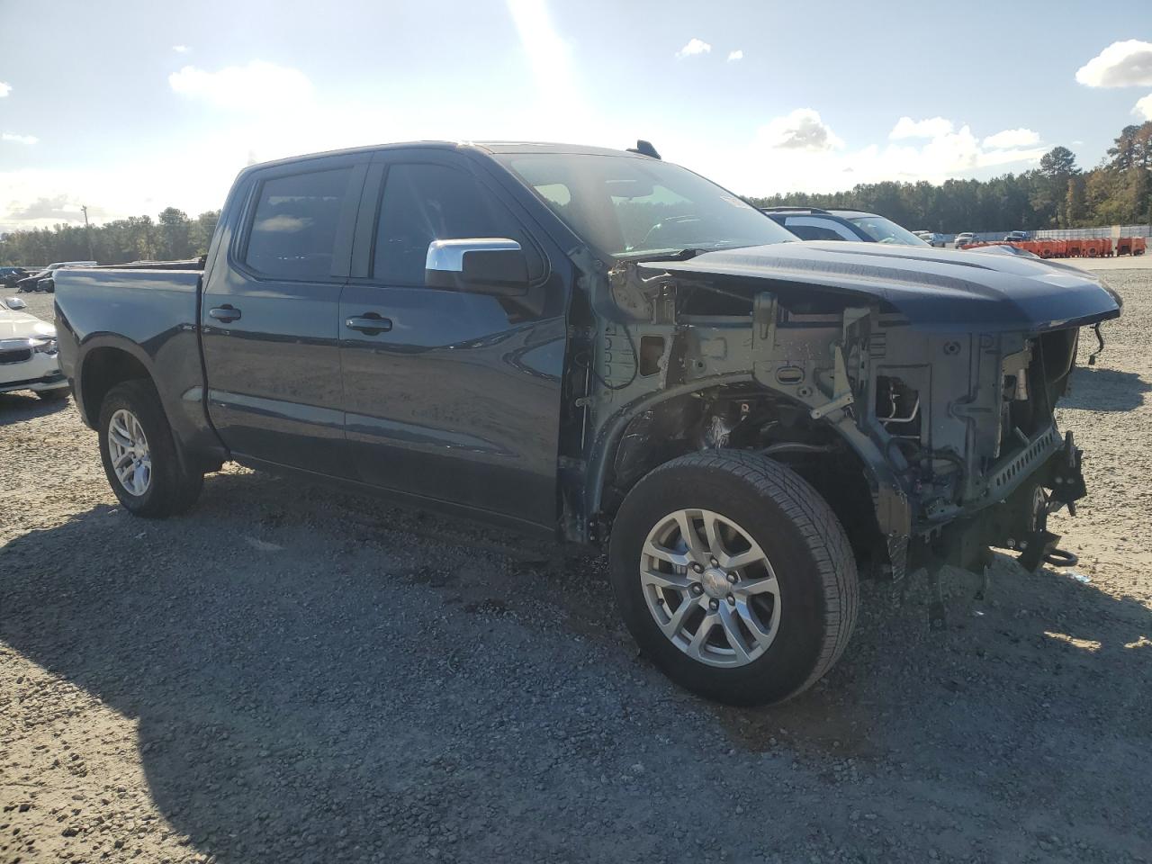 2022 Chevrolet Silverado - Image 4