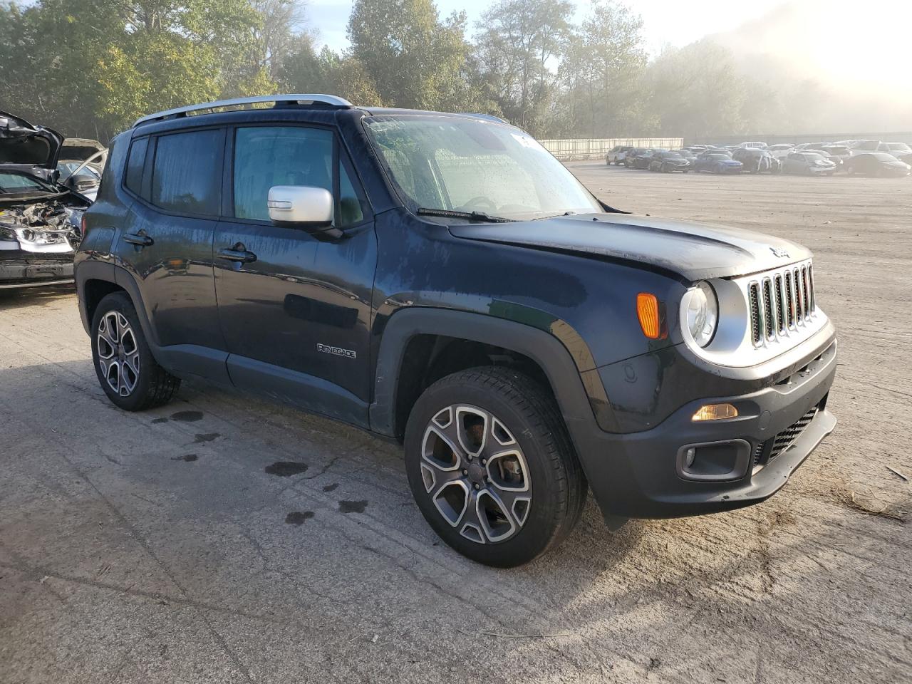 2017 Jeep Renegade - Image 4