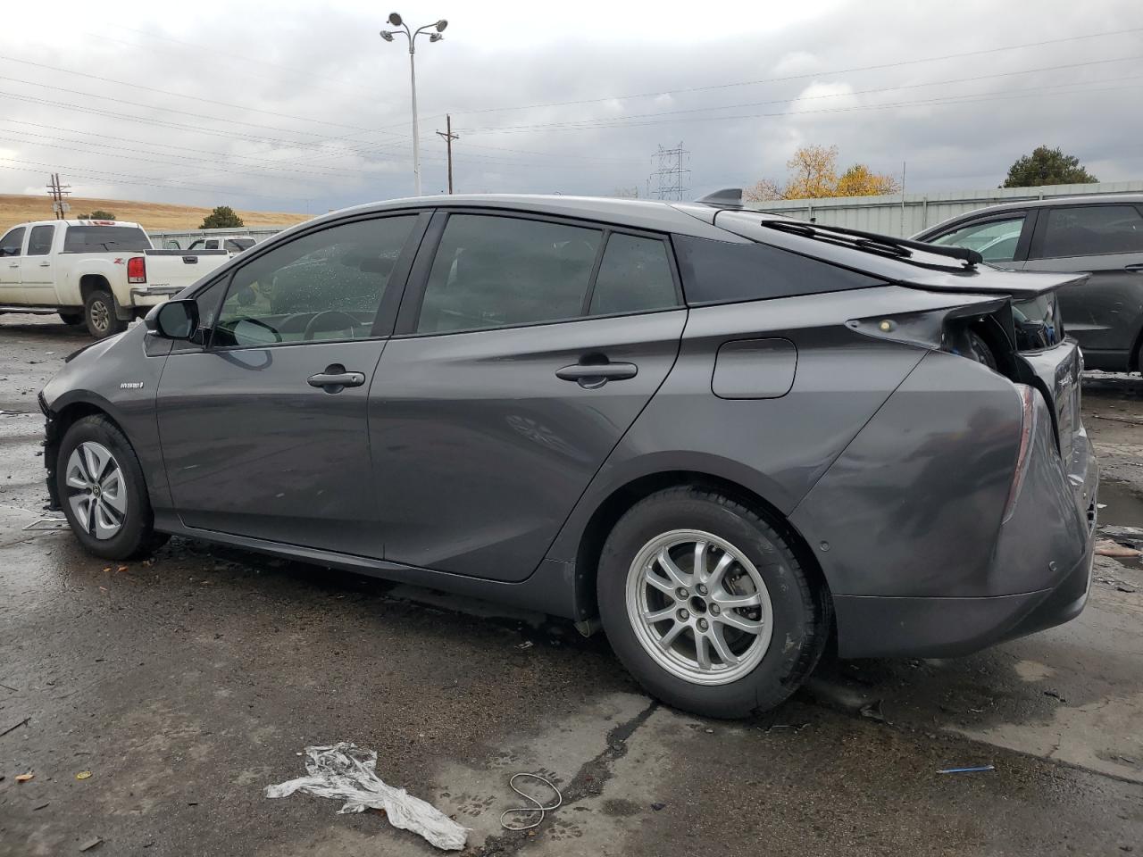 2017 Toyota Prius - Image 2